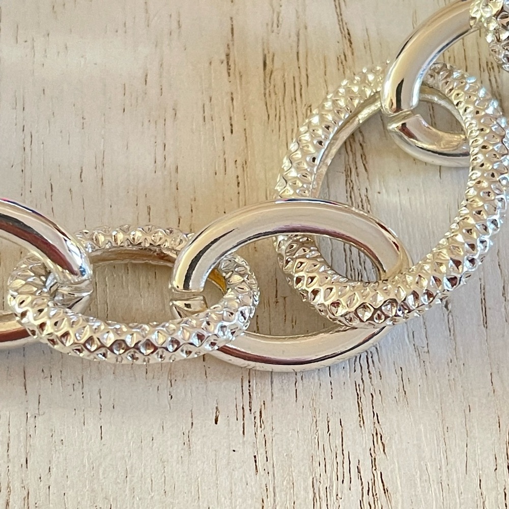 Dana Buchman Chunky Silver Tone Chain Link Necklace - Picture 3 of 6